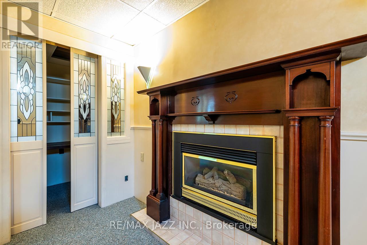 55 Regency Crescent, Whitby, Ontario  L1N 7K8 - Photo 23 - E12302265