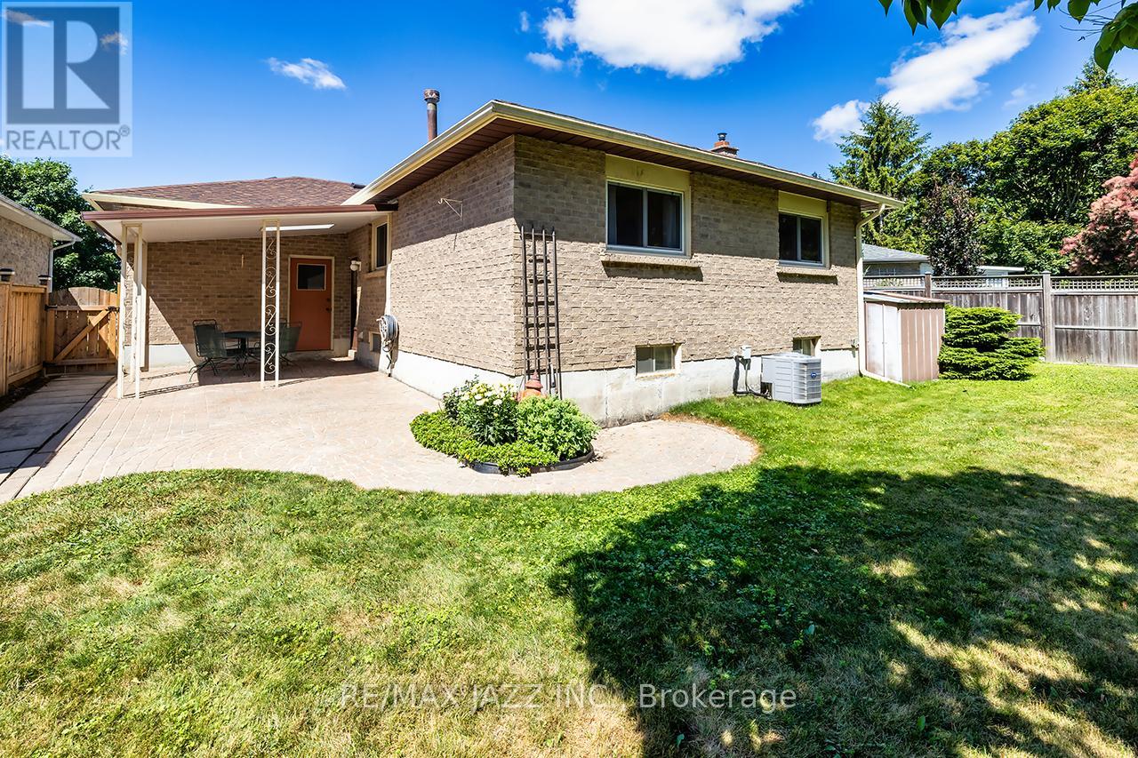 55 Regency Crescent, Whitby, Ontario  L1N 7K8 - Photo 37 - E12302265