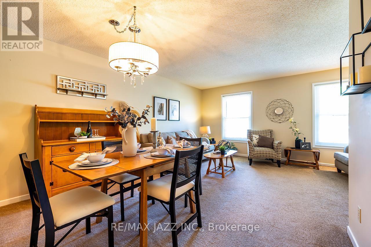 55 Regency Crescent, Whitby, Ontario  L1N 7K8 - Photo 8 - E12302265
