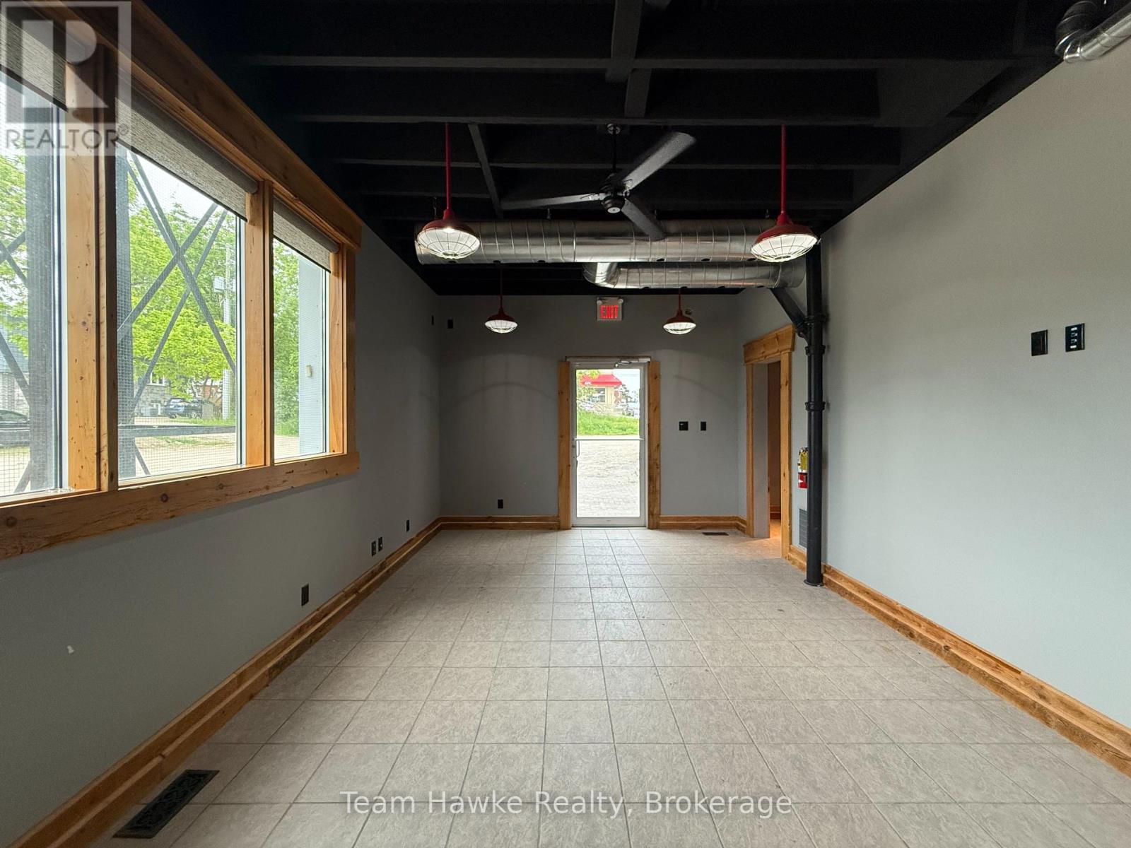 1e - 361 King Street, Midland, Ontario  L4R 3M7 - Photo 16 - S12302225