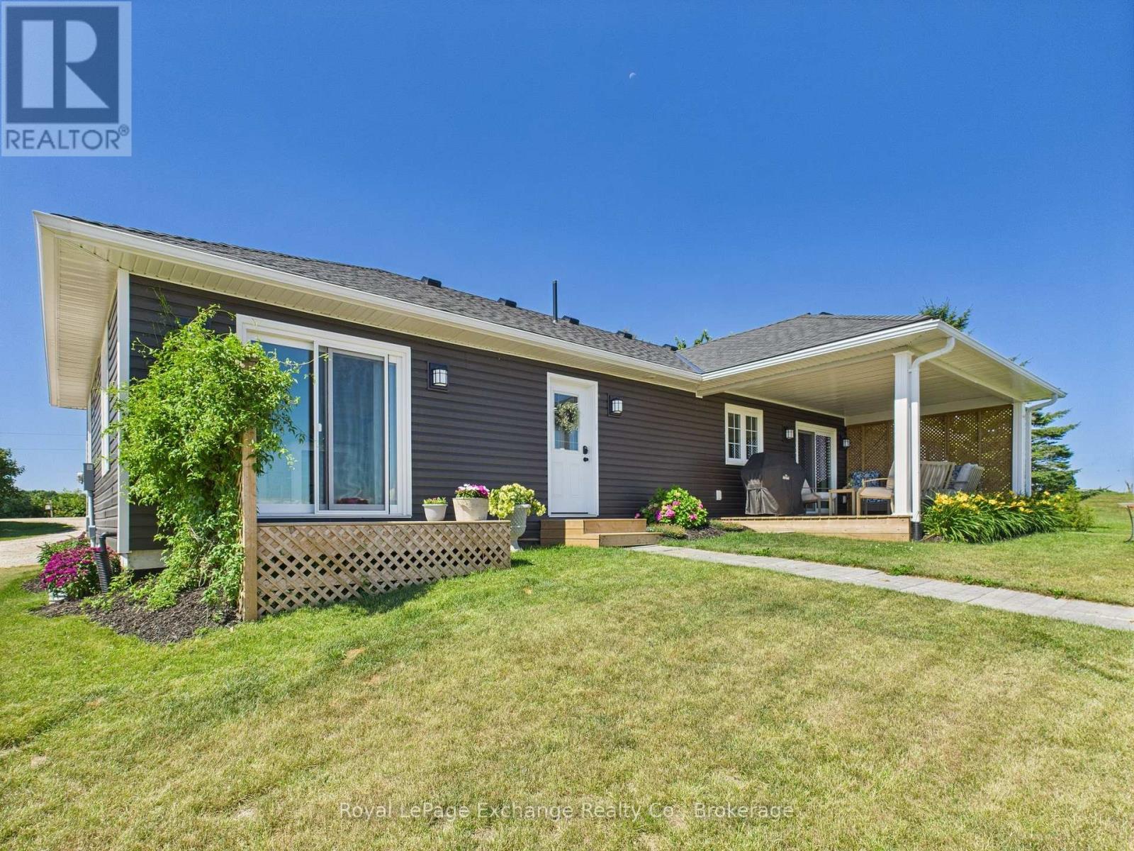 422 Hayes Lake Avenue, Huron-Kinloss, Ontario  N0G 2B0 - Photo 32 - X12302132