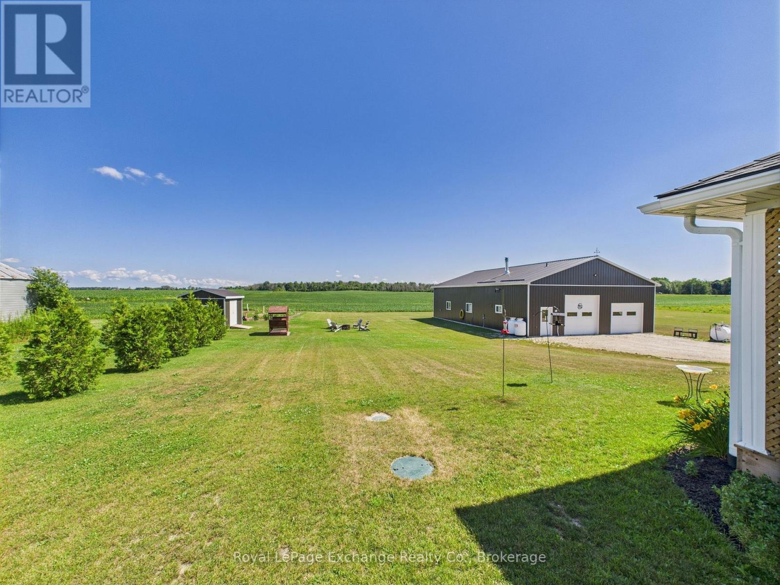 422 Hayes Lake Avenue, Huron-Kinloss, Ontario  N0G 2B0 - Photo 34 - X12302132