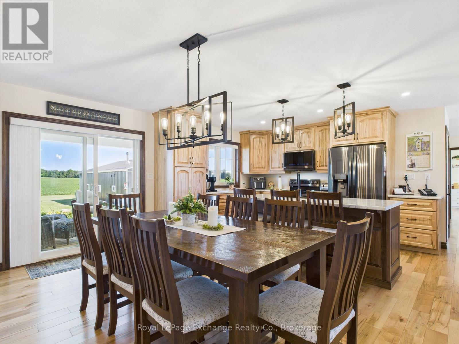 422 Hayes Lake Avenue, Huron-Kinloss, Ontario  N0G 2B0 - Photo 8 - X12302132