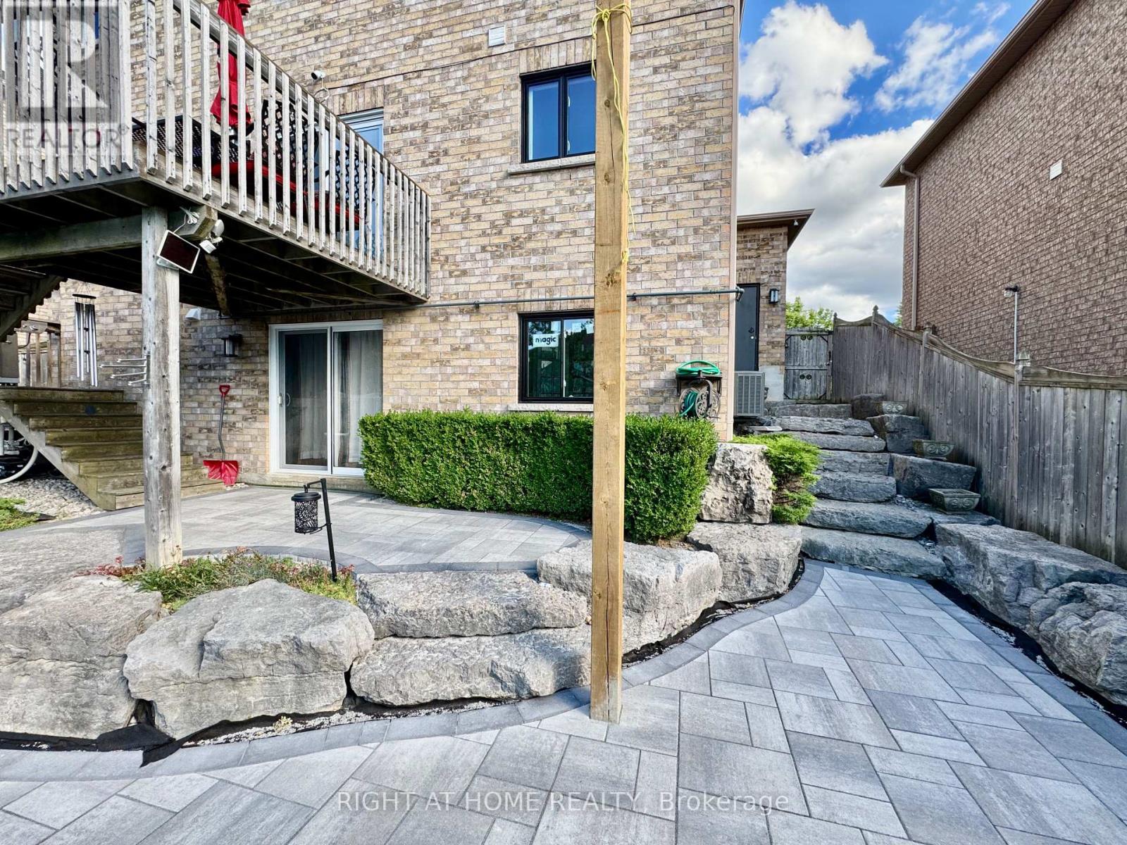 Lower - 20 Prince Of Wales Drive, Barrie, Ontario L4N 0T5 - Photo 2 - S12302026