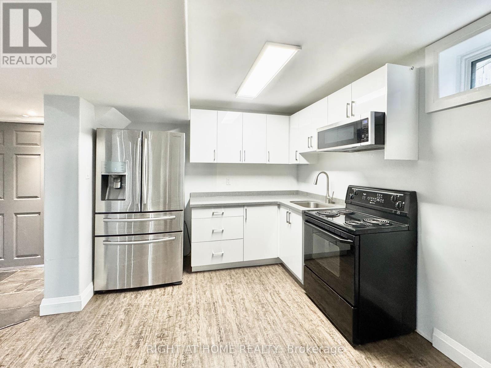 Lower - 20 Prince Of Wales Drive, Barrie, Ontario L4N 0T5 - Photo 6 - S12302026