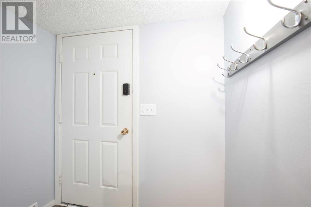 Property at 125 Rupert Crescent image 2