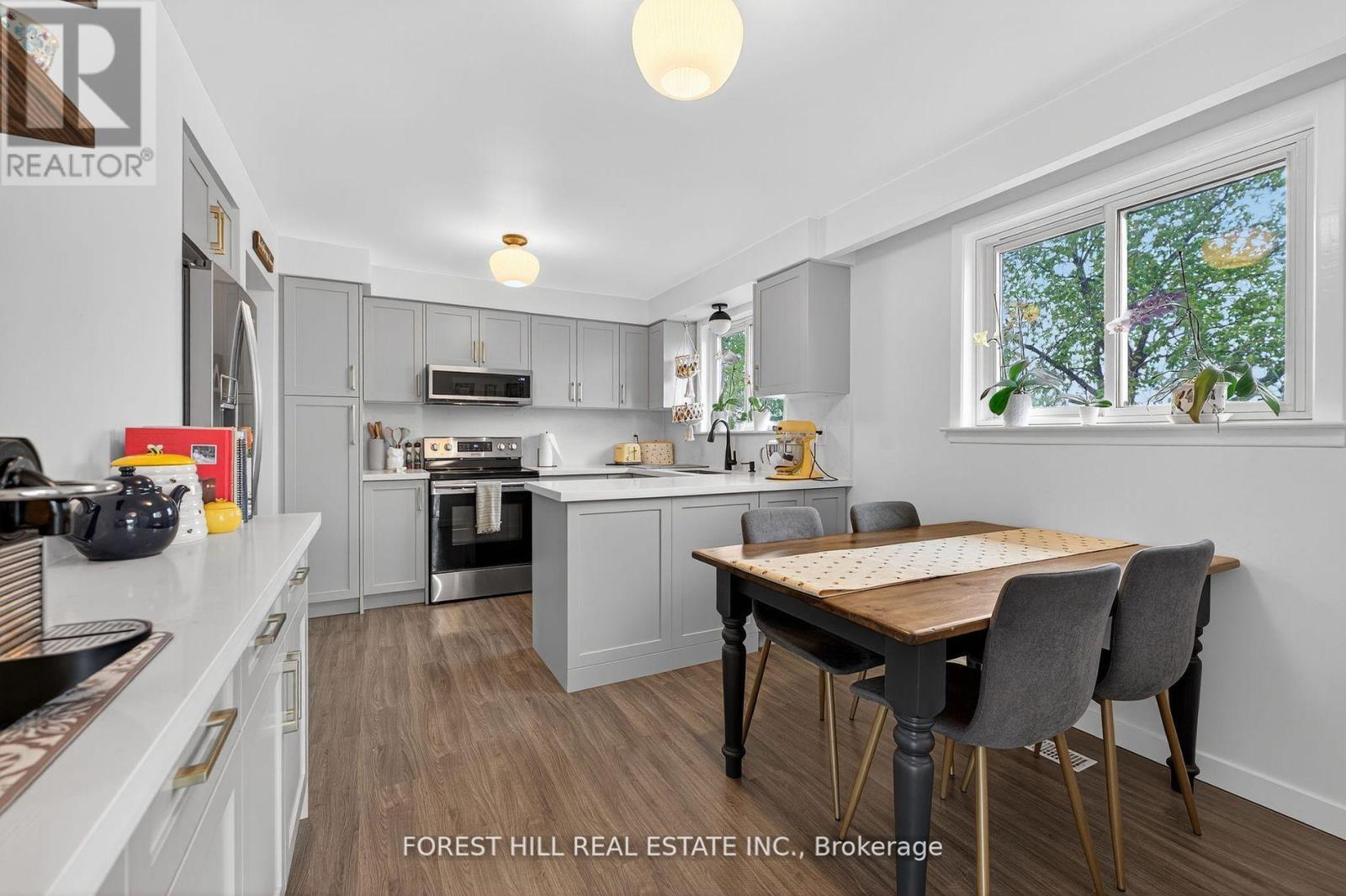 Property at 100 ANDREW PARK image 1