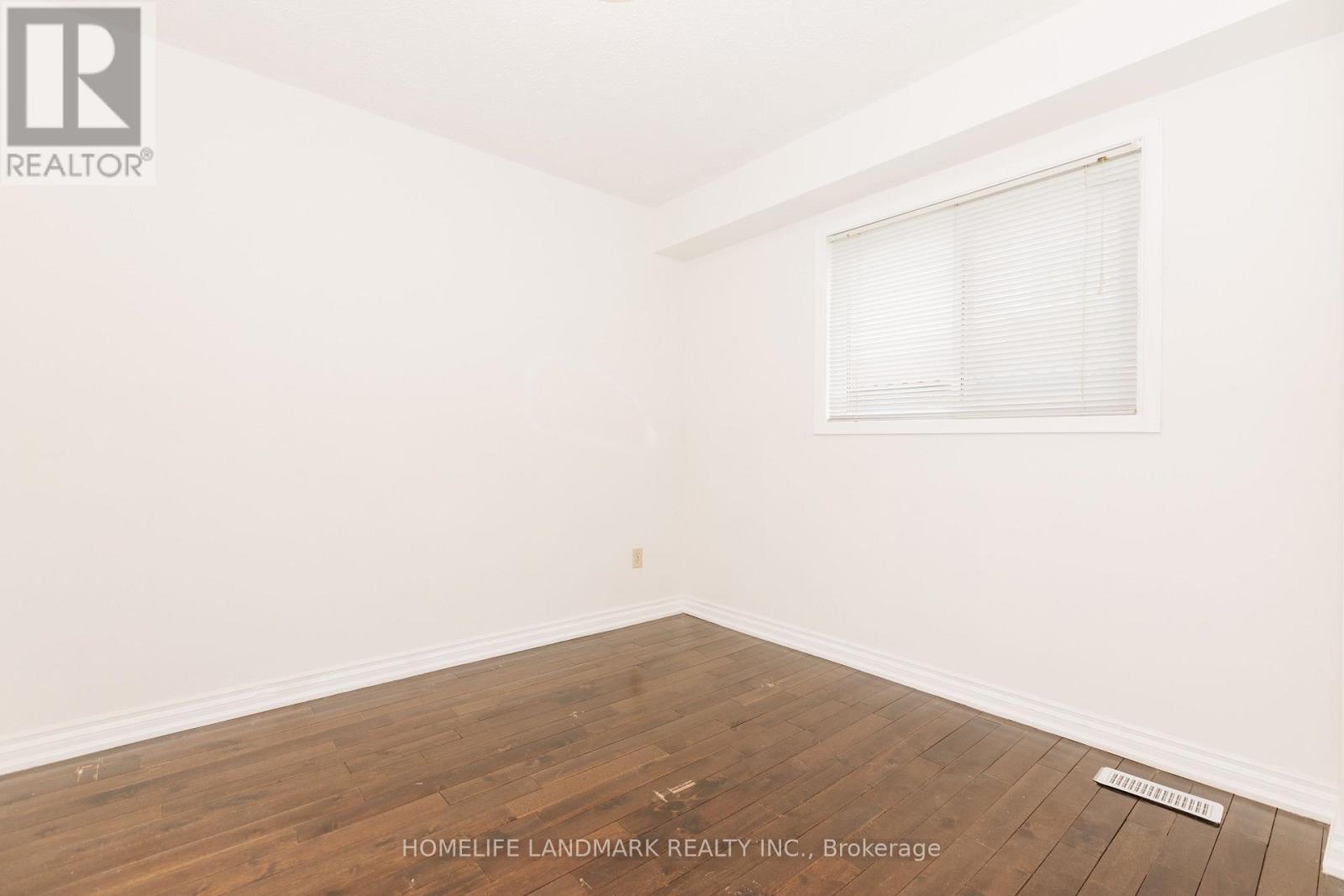 82 Dafoe Crescent, Brampton, Ontario  L6Y 2L2 - Photo 18 - W12302003