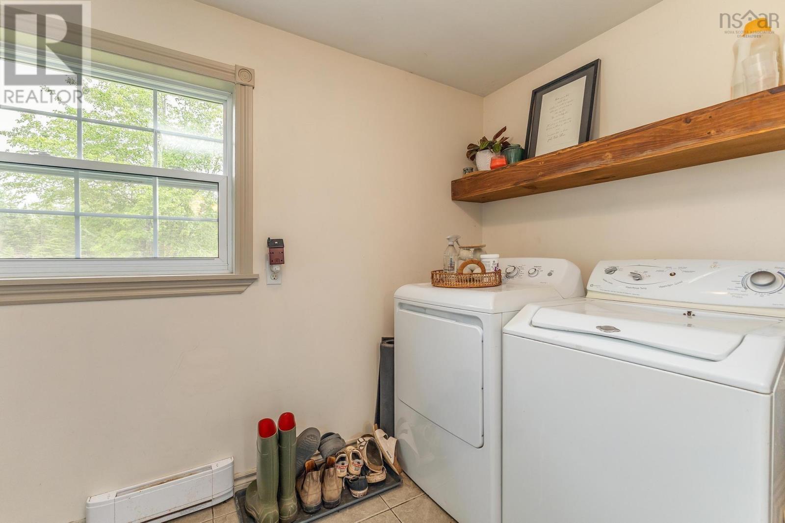 2307 Scotsburn Road, Plainfield, Nova Scotia  B0K 1R0 - Photo 4 - 202516947