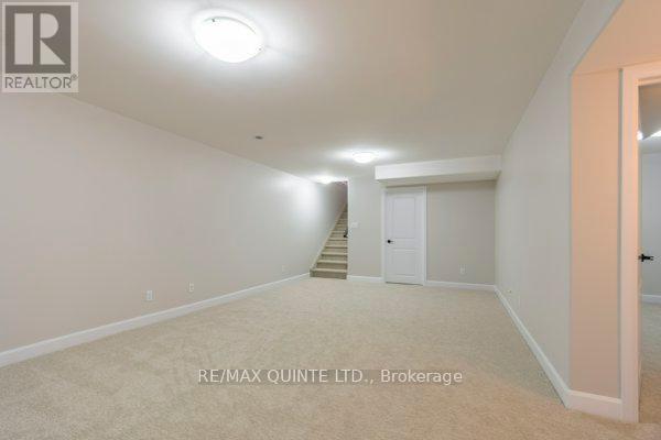 55 Sandhu Crescent, Belleville, Ontario  K8P 0G7 - Photo 16 - X12300955