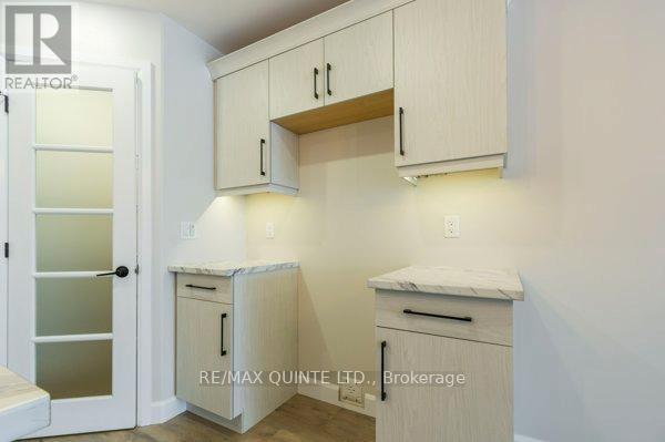 55 Sandhu Crescent, Belleville, Ontario  K8P 0G7 - Photo 5 - X12300955