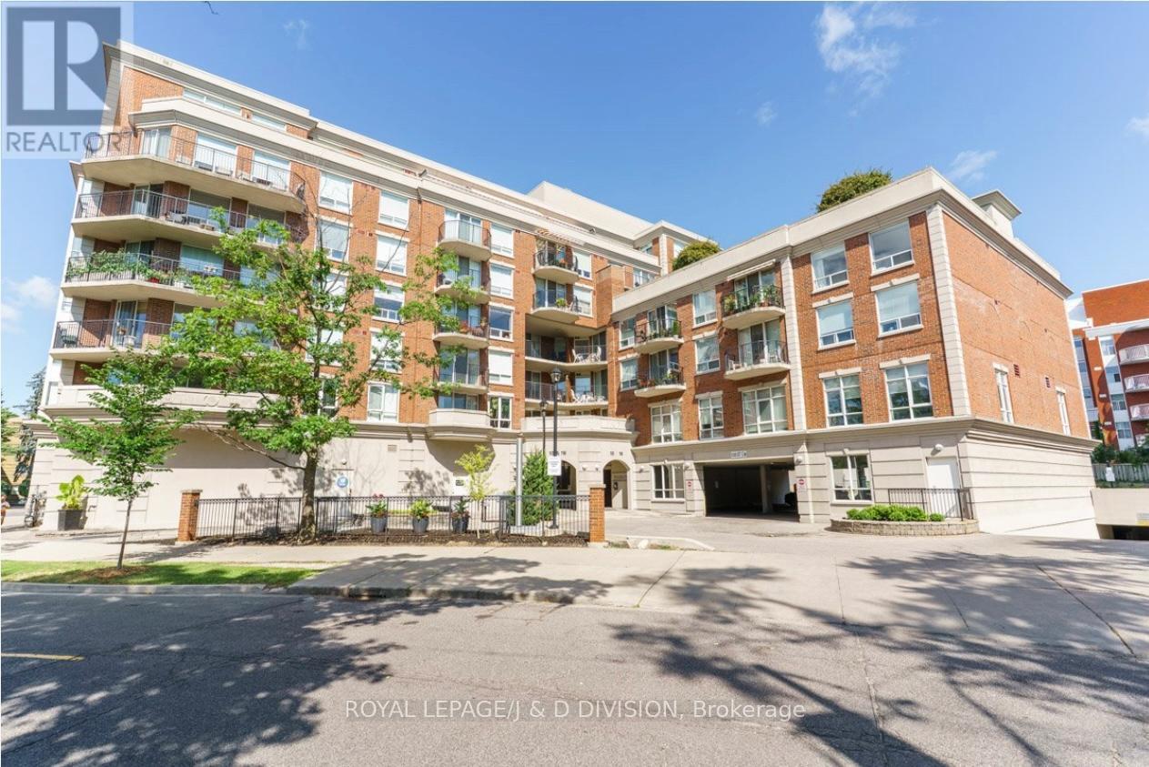 Property at 404 - 18 WANLESS AVENUE image 1