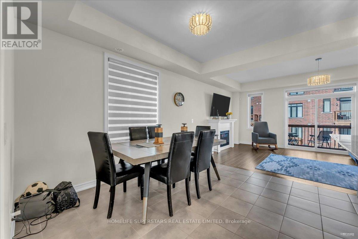 90 Dorian Drive, Whitby, Ontario  L1P 0C8 - Photo 11 - E12302134