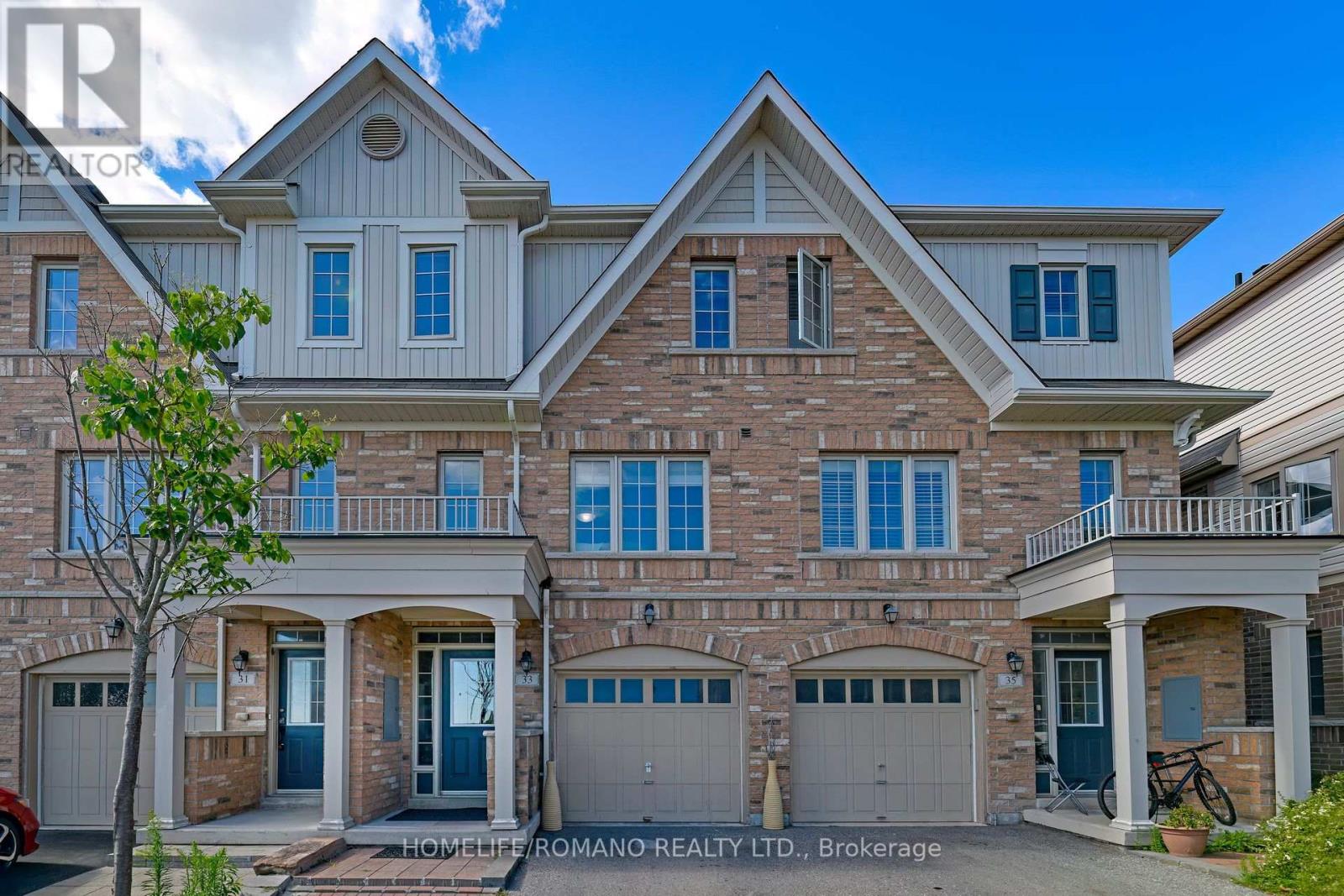 Property at 33 COMFORT WAY image 1