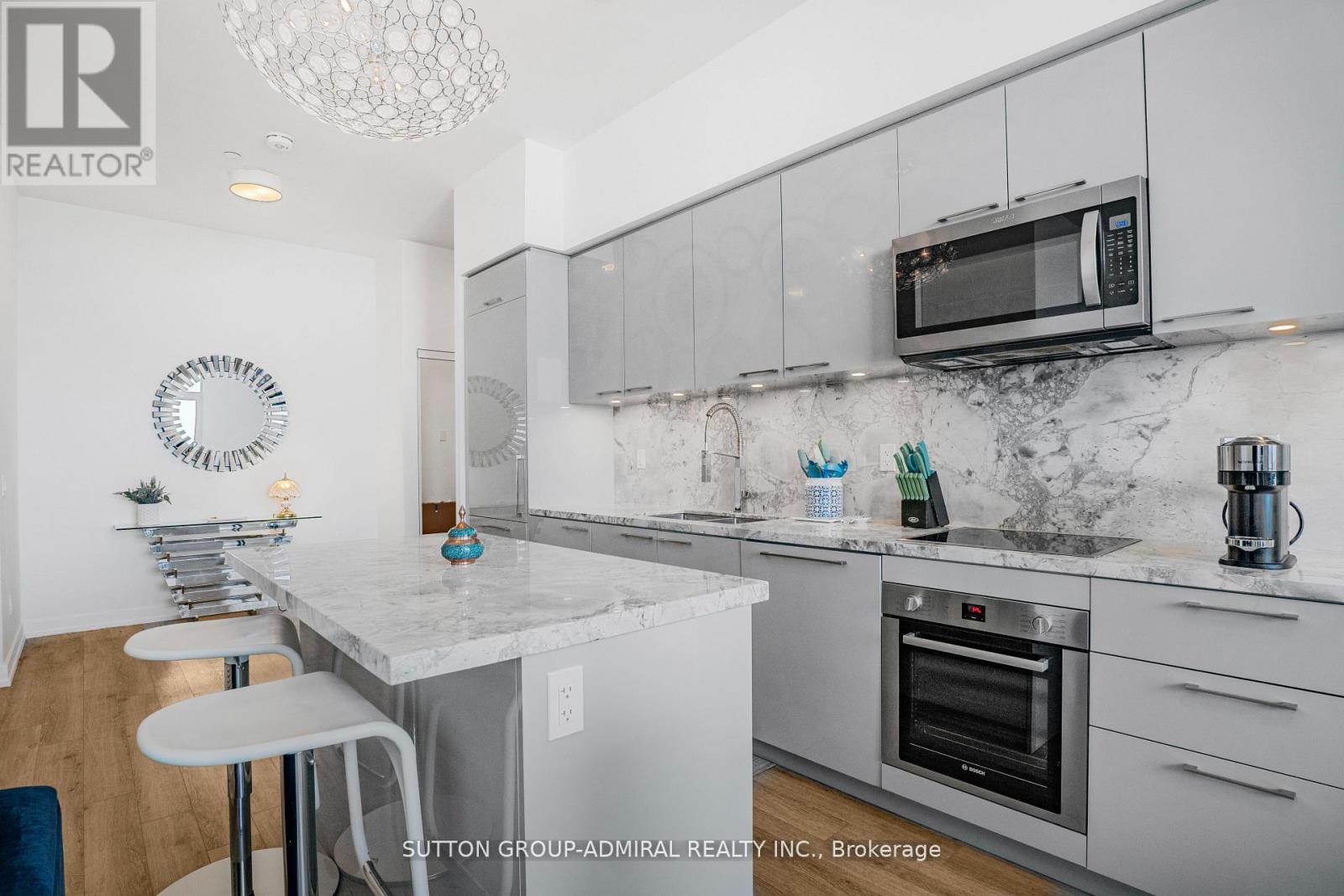 Property at 3006 - 1 GRANDVIEW AVENUE image 4