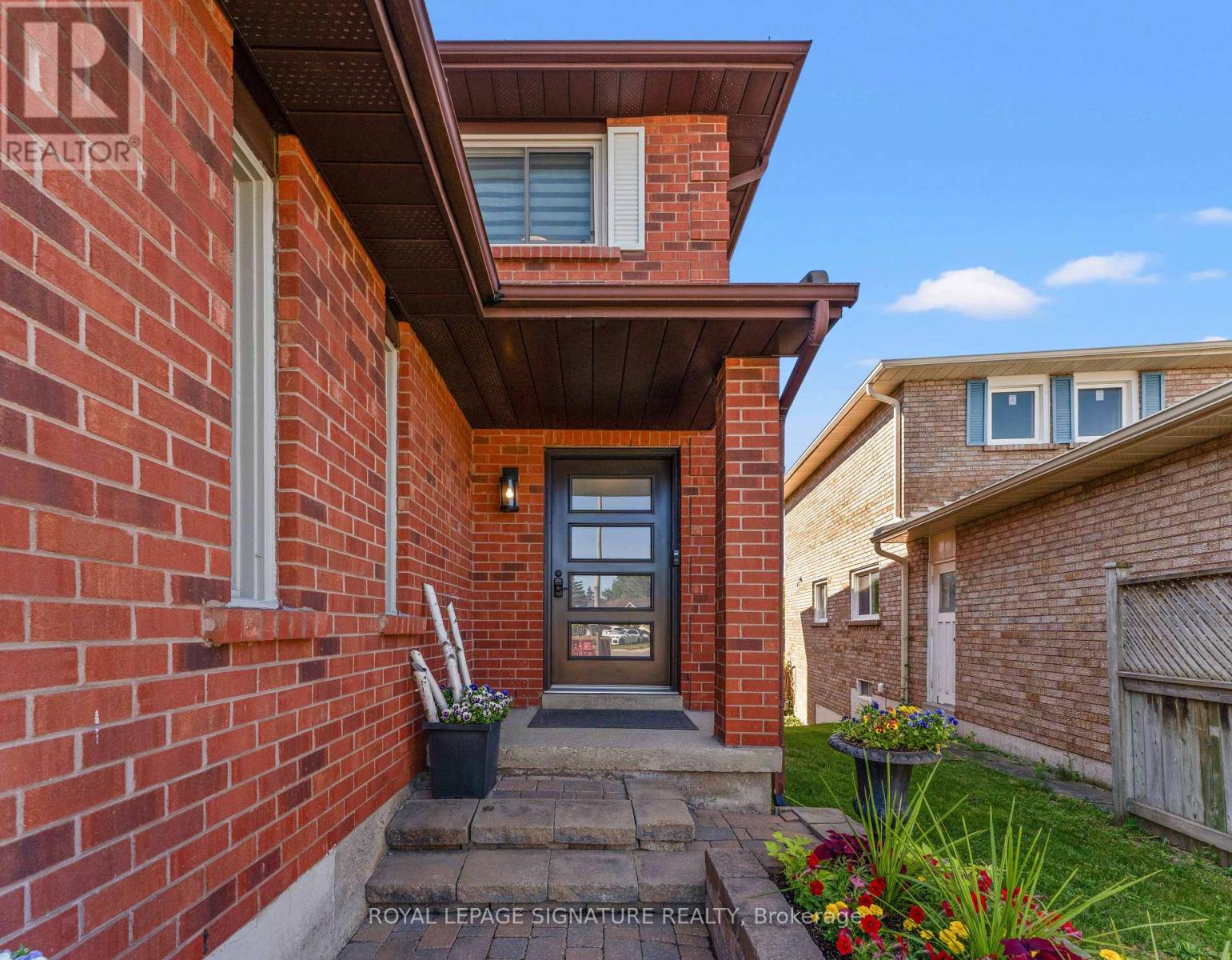 Property at 46 MARCHWOOD CRESCENT image 5