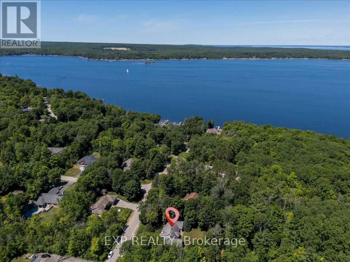 220 Gilwood Park Drive, Penetanguishene, Ontario  L9M 1Z6 - Photo 49 - S12302082