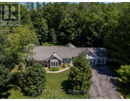 220 GILWOOD PARK DRIVE, Penetanguishene, Ontario
