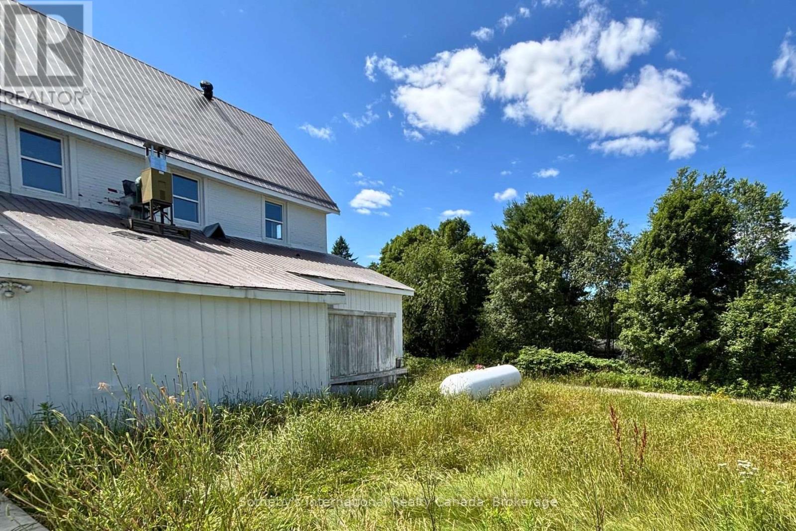 2502 Highway 518 W, Mcmurrich/monteith, Ontario  P0A 1Y0 - Photo 8 - X12302301