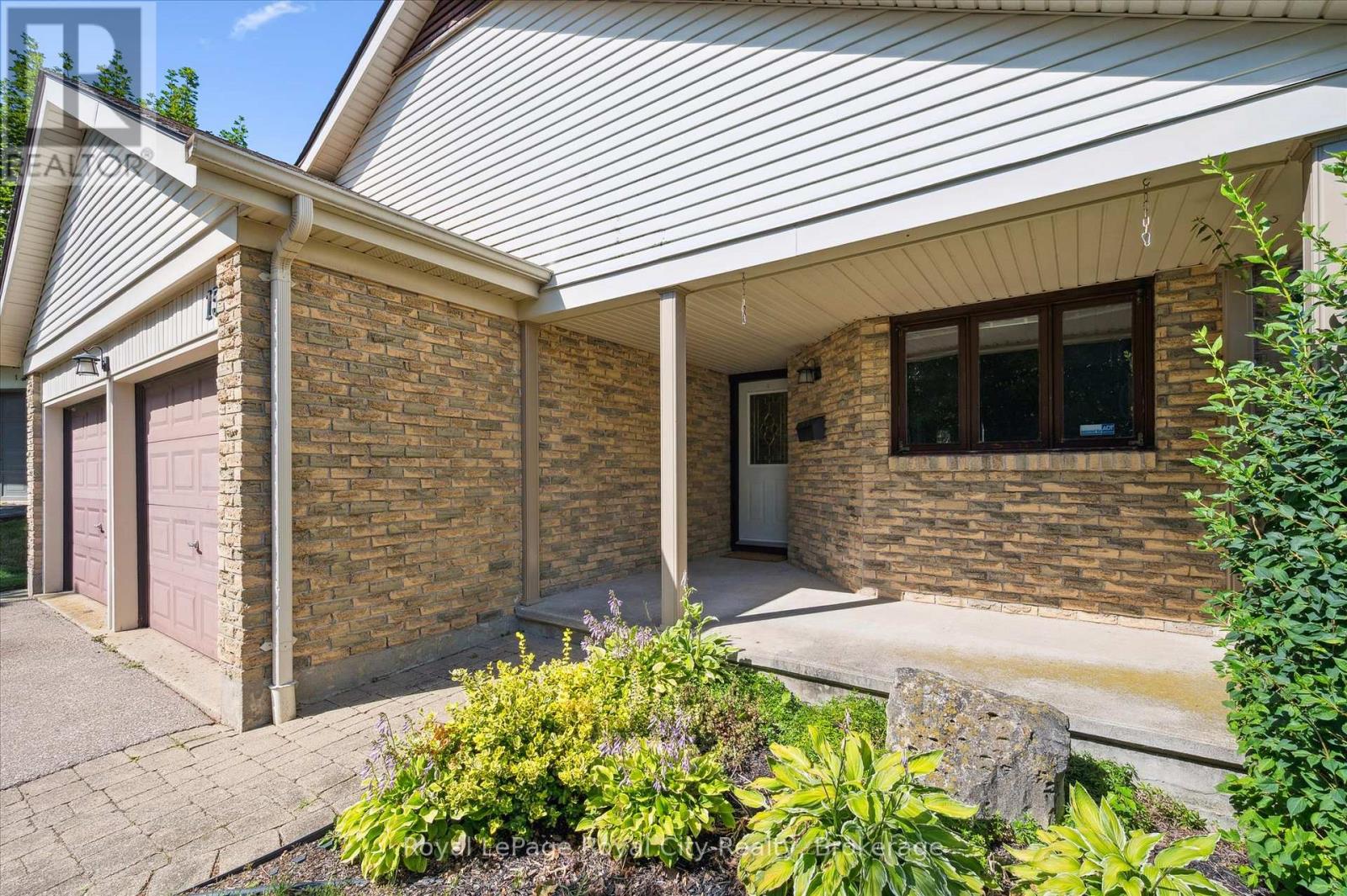 Property at 15 JODI PLACE image 5