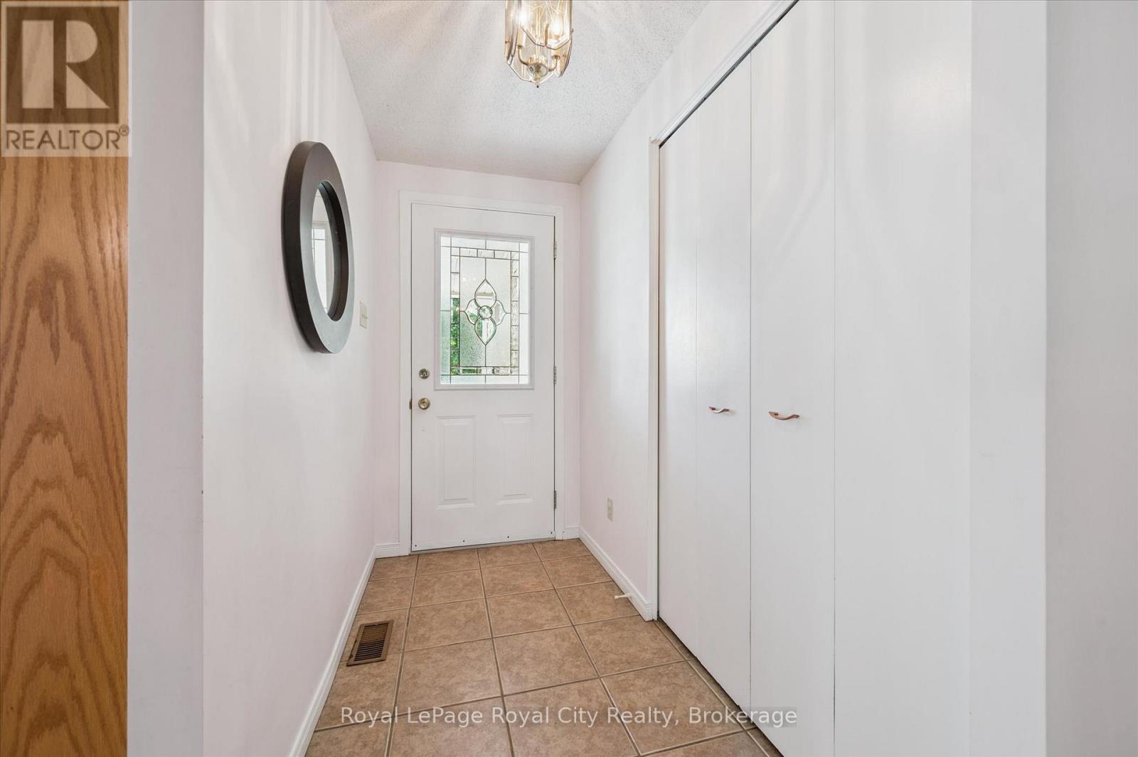 15 Jodi Place, Guelph, Ontario  N1H 7R1 - Photo 7 - X12302313