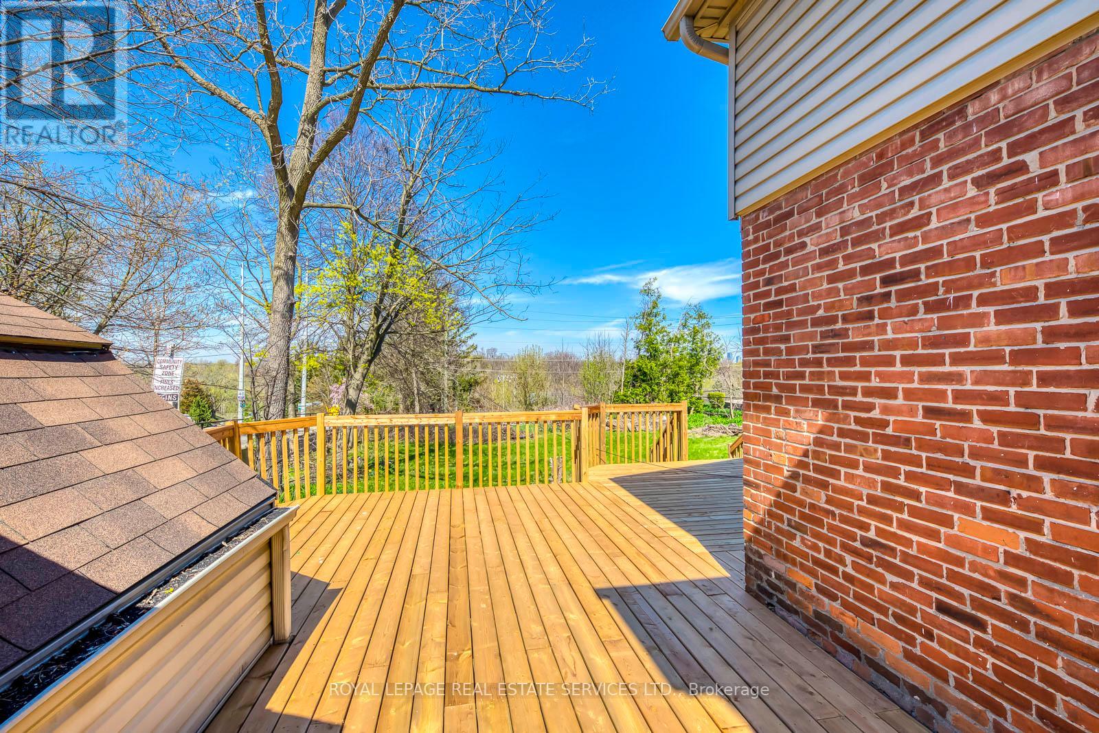 317 Queen Street S, Mississauga, Ontario  L5M 1M3 - Photo 22 - W12302171
