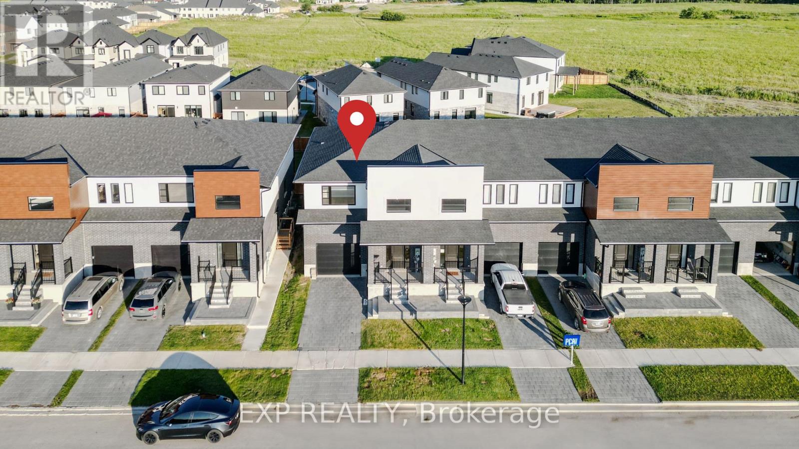 6687 Royal Magnolia Avenue, London South, Ontario  N6P 1H5 - Photo 2 - X12302119