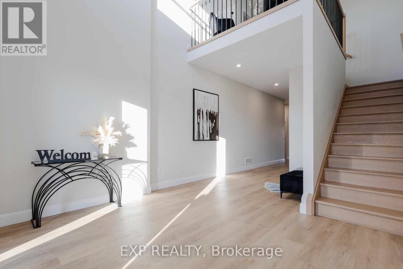 6687 Royal Magnolia Avenue, London South, Ontario  N6P 1H5 - Photo 7 - X12302119