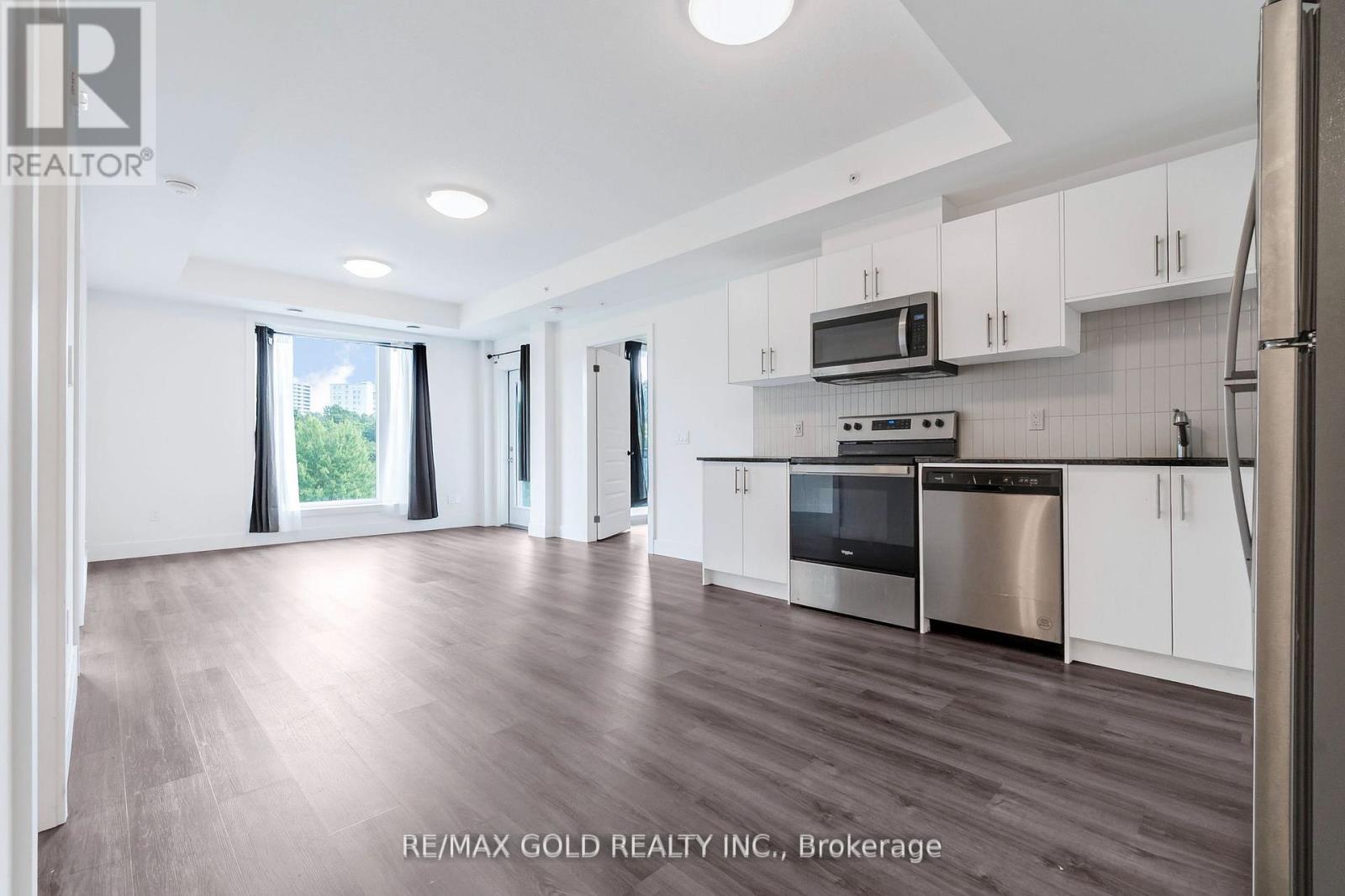 404 - 107 Roger Street, Waterloo, Ontario  N2J 0G3 - Photo 7 - X12302223