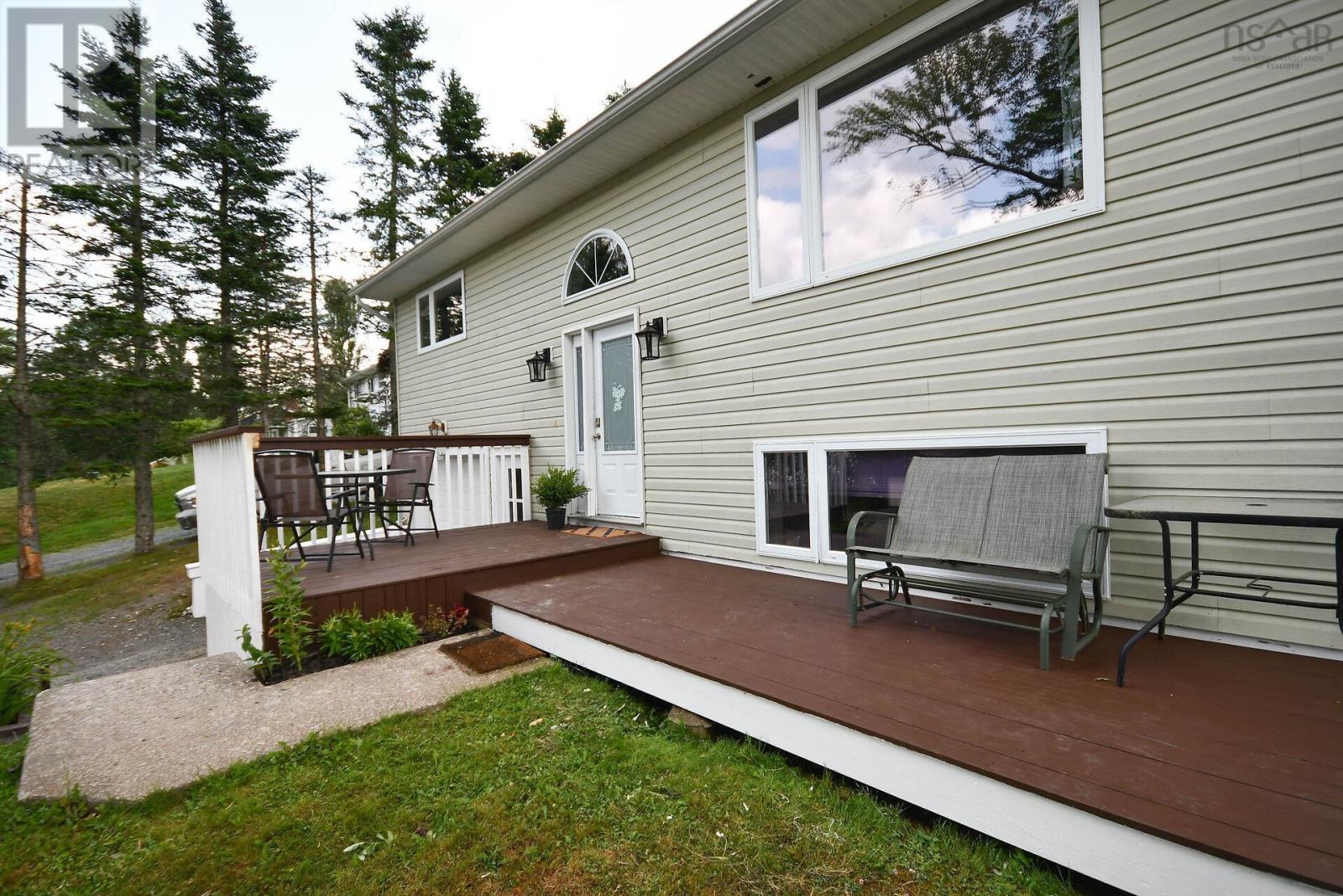 1178 Highway 1, Lakelands, Nova Scotia  B0N 1Z0 - Photo 4 - 202518310