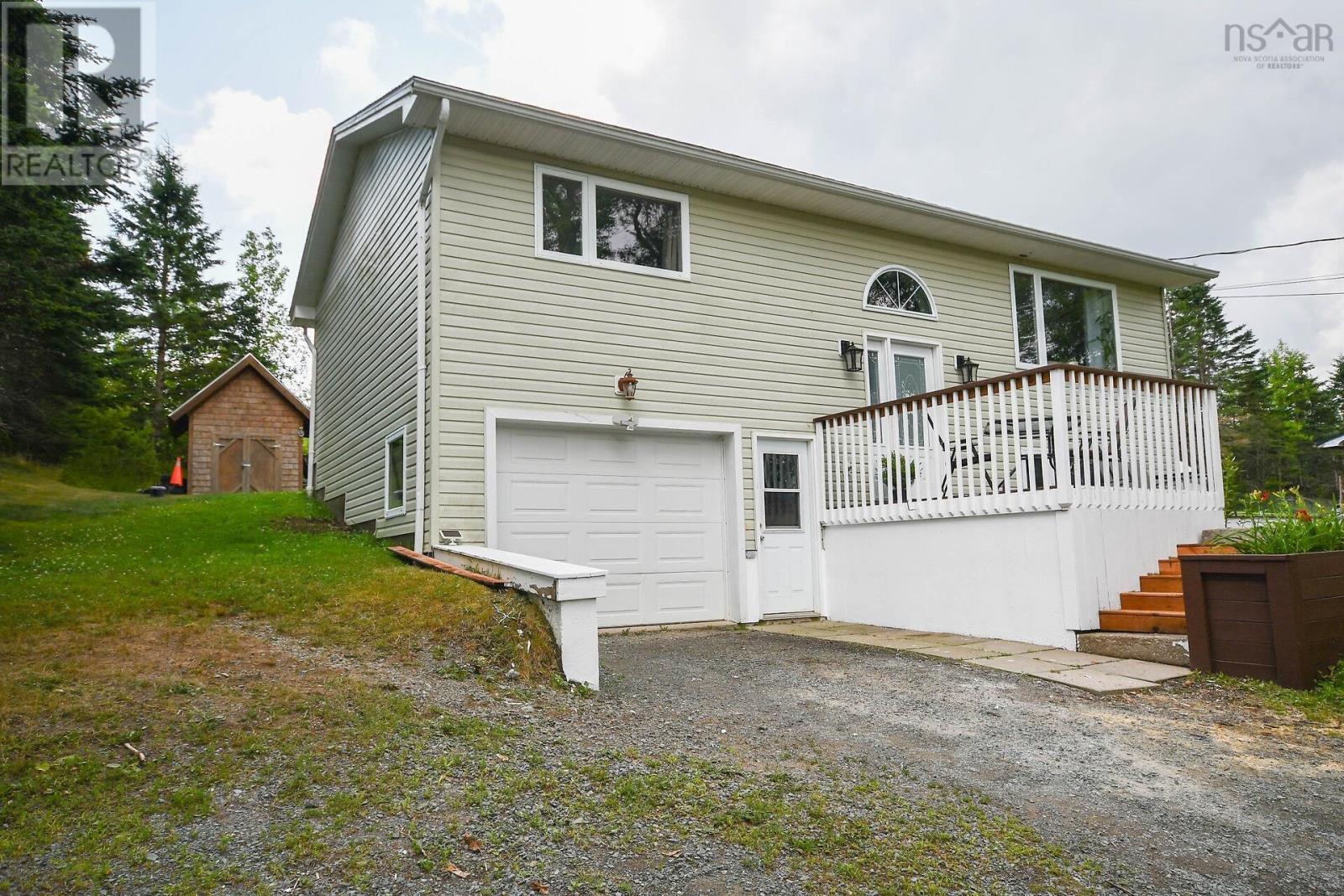 1178 Highway 1, Lakelands, Nova Scotia  B0N 1Z0 - Photo 3 - 202518310