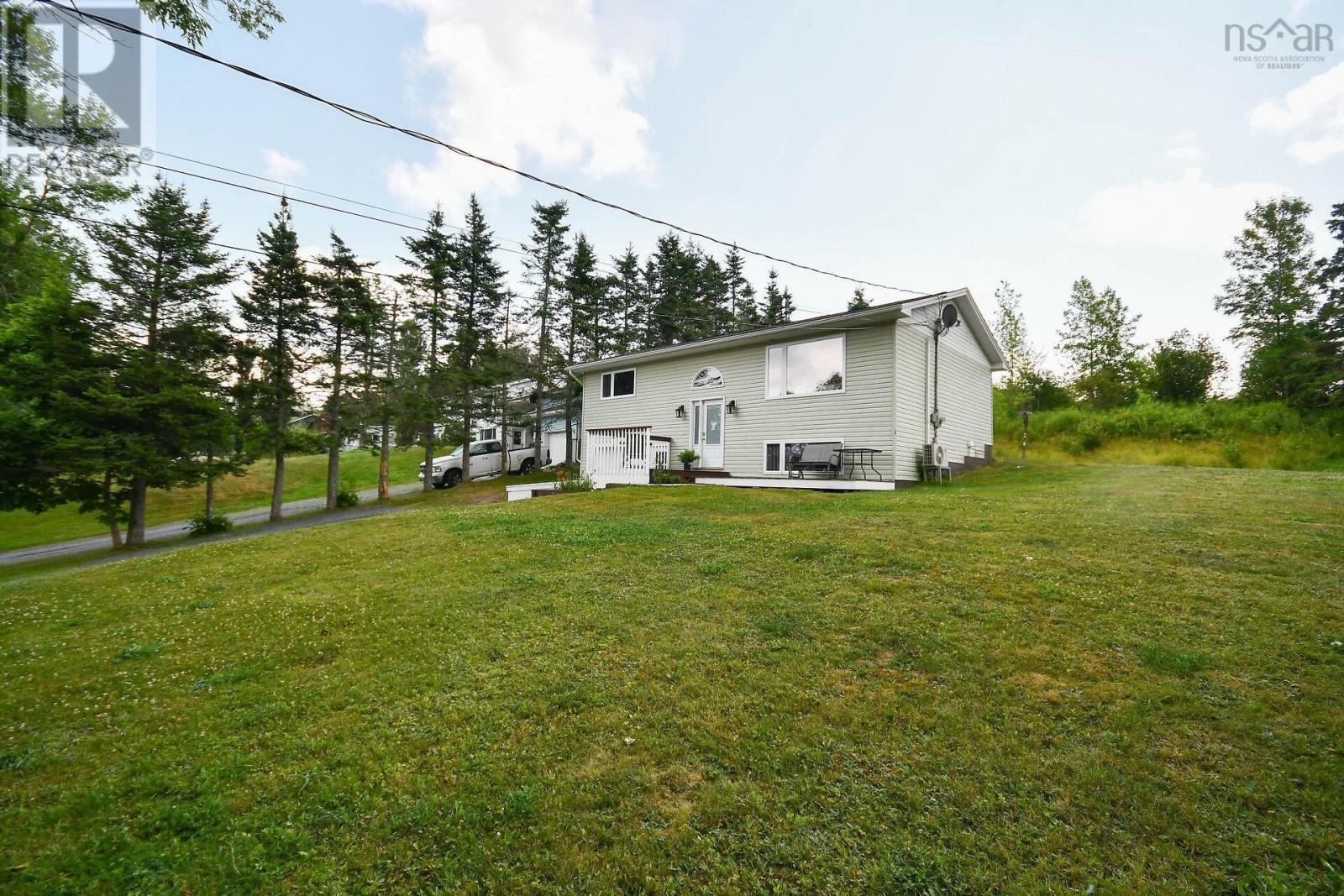 1178 Highway 1, Lakelands, Nova Scotia  B0N 1Z0 - Photo 7 - 202518310