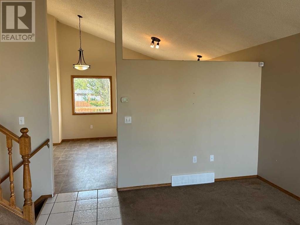 Property at 9412 82 Avenue image 4