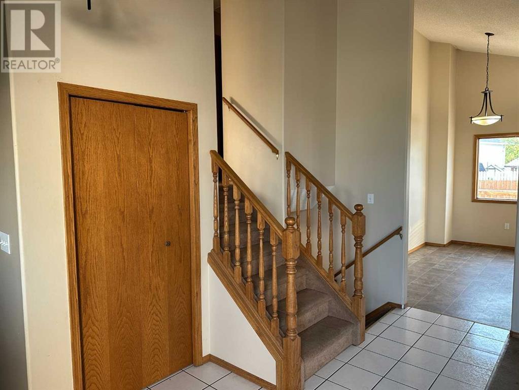 Property at 9412 82 Avenue image 3