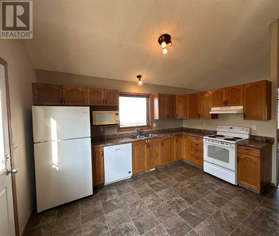 Property at 9412 82 Avenue image 5