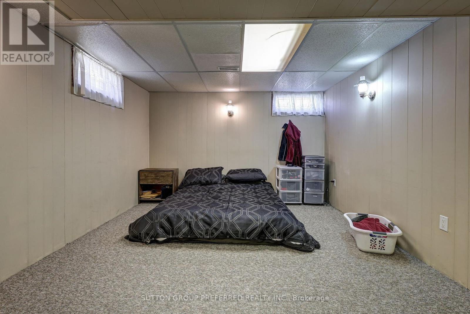 20 Amy Crescent, London East, Ontario  N5Y 4A6 - Photo 24 - X12300898