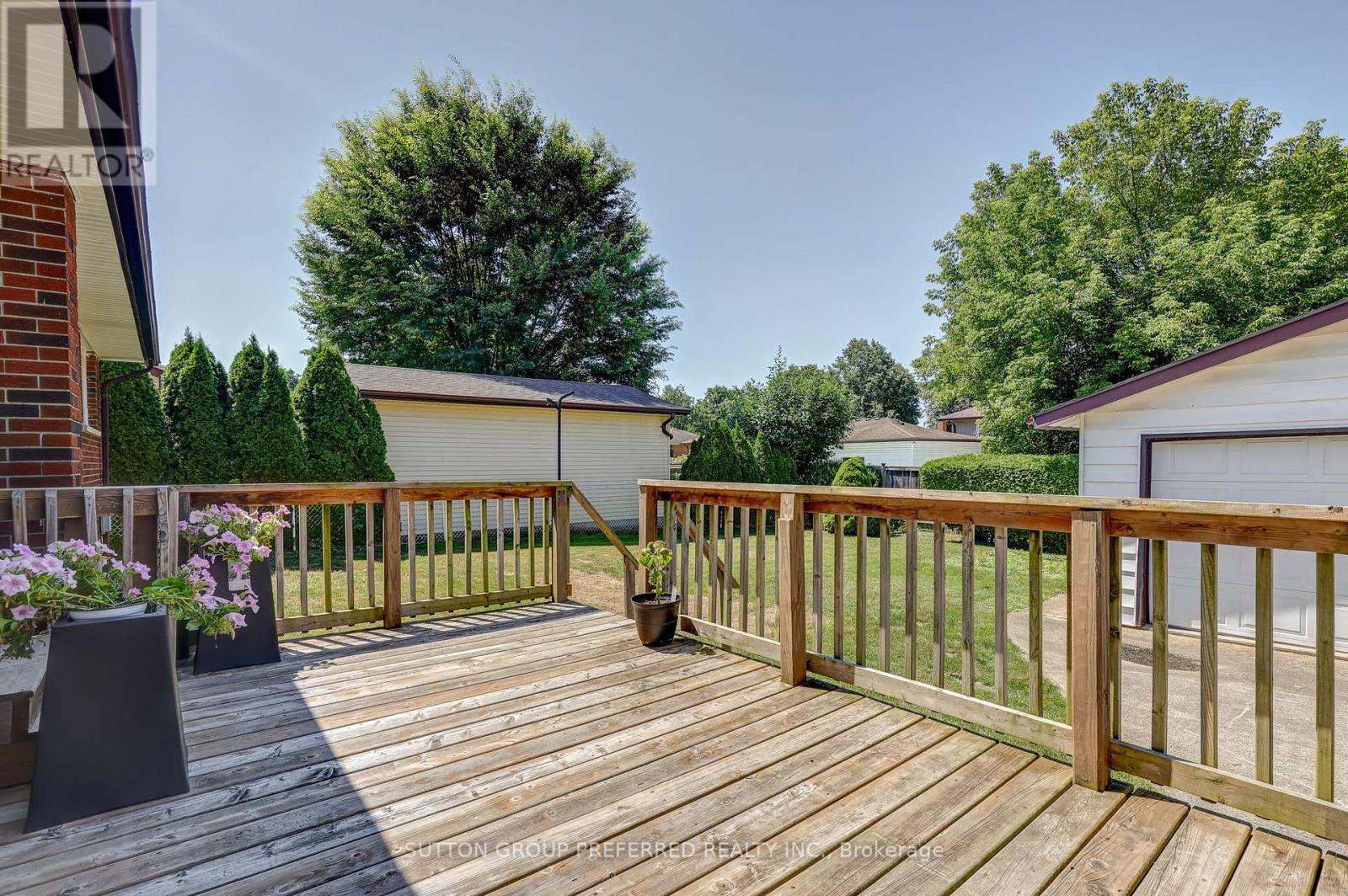 20 Amy Crescent, London East, Ontario  N5Y 4A6 - Photo 32 - X12300898