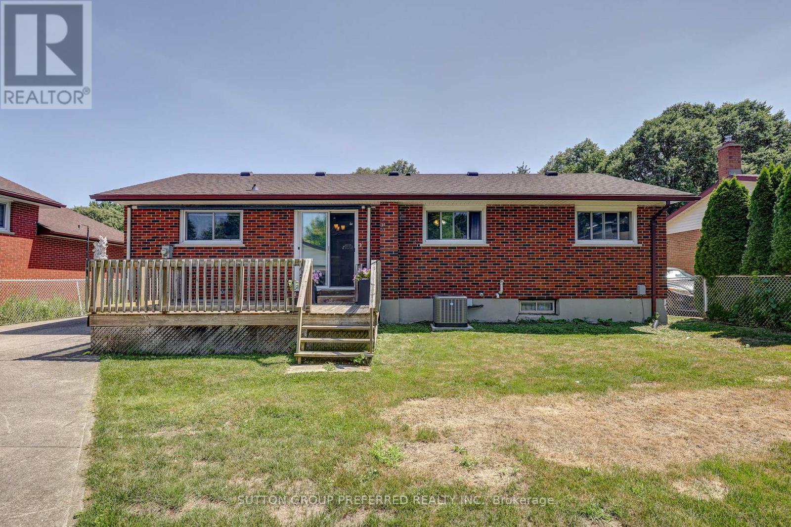 20 Amy Crescent, London East, Ontario  N5Y 4A6 - Photo 28 - X12300898