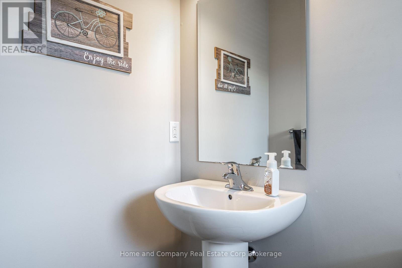20 Ahrens Drive, Stratford, Ontario  N5A 0E9 - Photo 14 - X12302444
