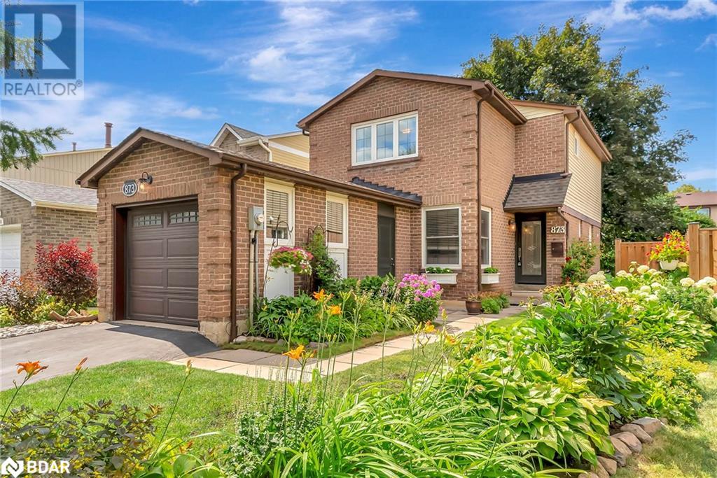 Property at 873 LAURIER Avenue image 2