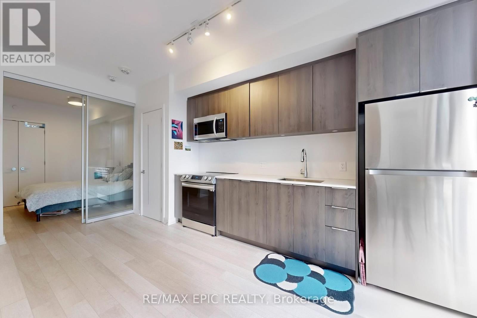 2906 - 357 King Street W, Toronto, Ontario  M5V 0S7 - Photo 11 - C12302312