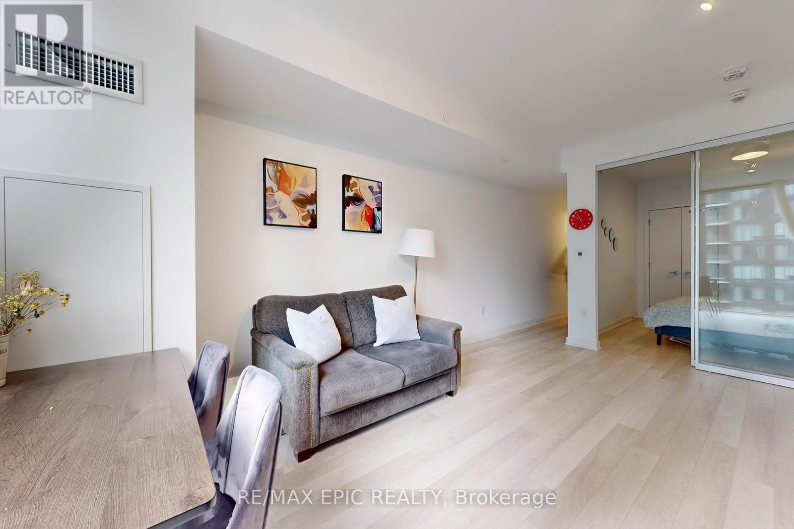 2906 - 357 King Street W, Toronto, Ontario  M5V 0S7 - Photo 13 - C12302312