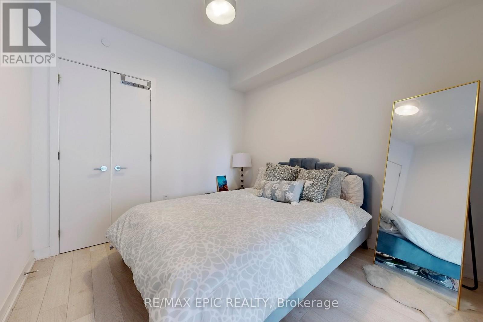 2906 - 357 King Street W, Toronto, Ontario  M5V 0S7 - Photo 15 - C12302312