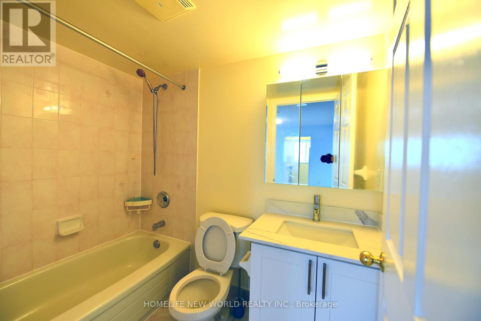 2702 - 1 Pemberton Avenue, Toronto, Ontario  M2M 4L9 - Photo 8 - C12302361