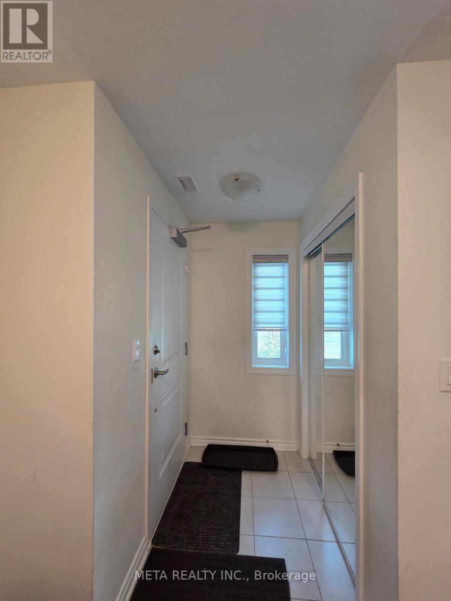 Property at 621 - 1034 REFLECTION PLACE image 3