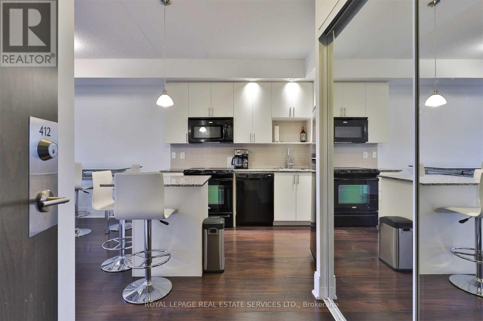 412 - 181 Wynford Drive, Toronto, Ontario  M3C 0C6 - Photo 2 - C12302405