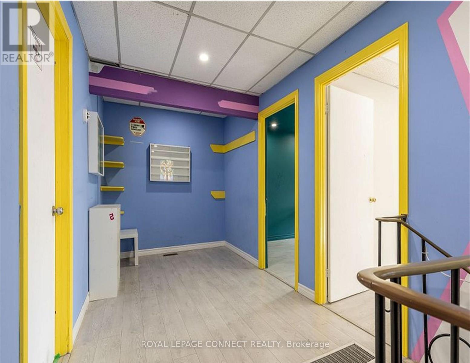 1105 Bathurst Street, Toronto, Ontario  M5R 3H1 - Photo 15 - C12302408