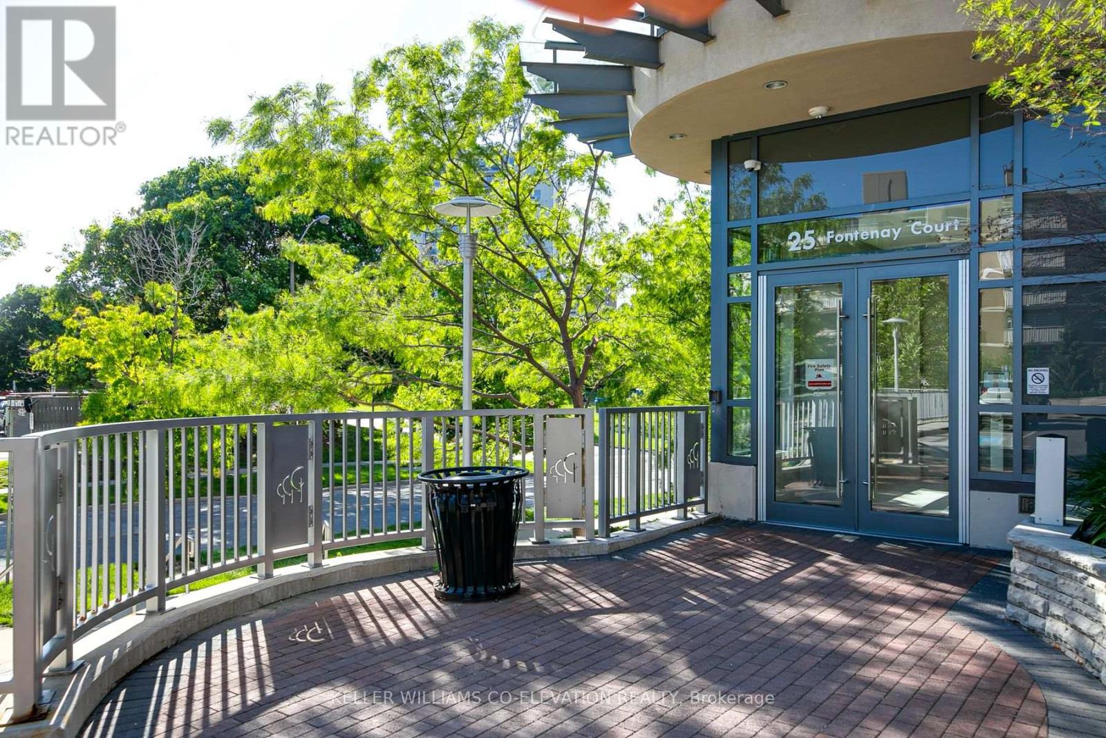 Property at 1104 - 25 FONTENAY COURT image 3