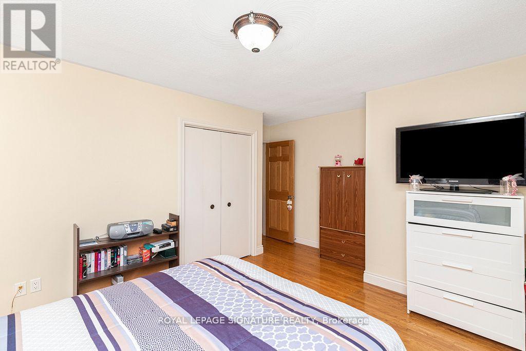 58 Centennial Parkway S, Hamilton, Ontario  L8G 2C5 - Photo 27 - X12302346