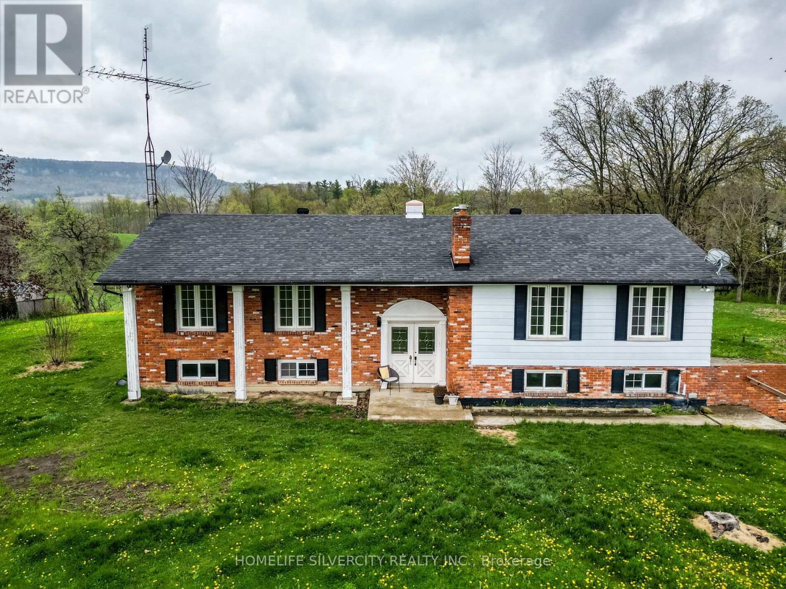 Property at 5638 APPLEBY LINE image 2